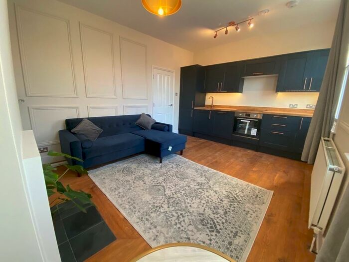 2 Bedroom Maisonette To Rent In Bellenden Road, London, Greater London, SE15