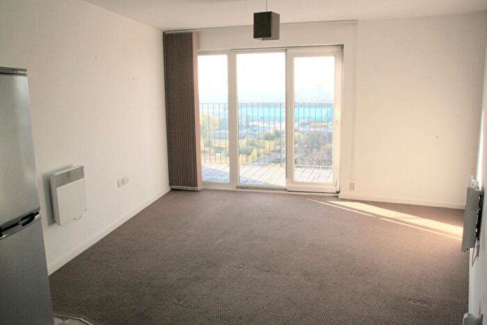 2 Bedroom Apartment To Rent In The Drum Stuart Street, Manchester, M11