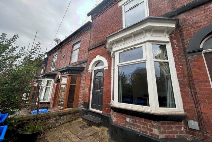 3 Bedroom Terraced House To Rent In Wood Road, Sheffield, S6