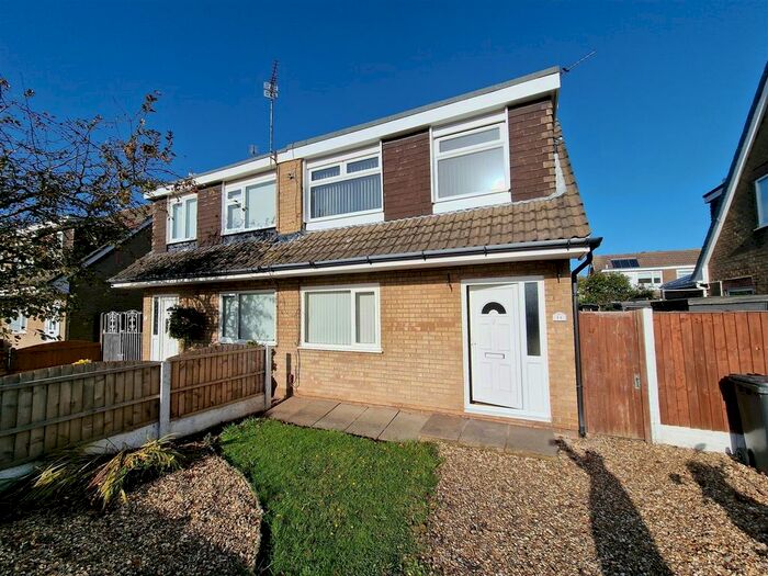 3 Bedroom Semi-Detached House To Rent In Catterick Fold, Southport, PR8