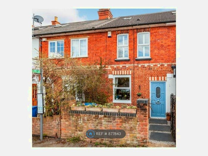 4 Bedroom Terraced House To Rent In Belmont Road, Maidenhead, SL6