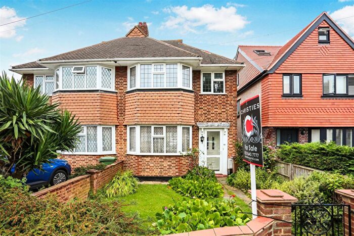 3 Bedroom Semi-Detached House To Rent In Barrington Road, Sutton, SM3
