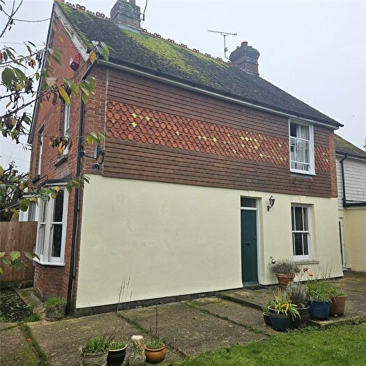 3 Bedroom Semi-Detached House For Sale In Railway Hill, Barham, Canterbury, Kent, CT4