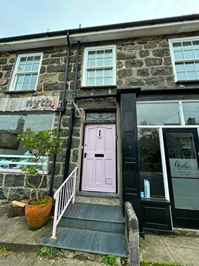 4 Bedroom Maisonette To Rent In High Street, Criccieth, LL52