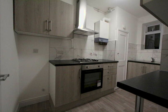 1 Bedroom Flat To Rent In Byron Court, Harrow HA1