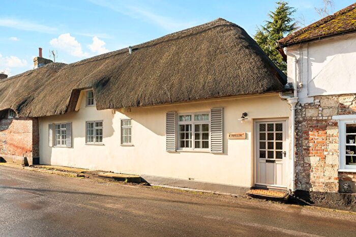 1 Bedroom Cottage For Sale In Houghton Road, Stockbridge, SO20