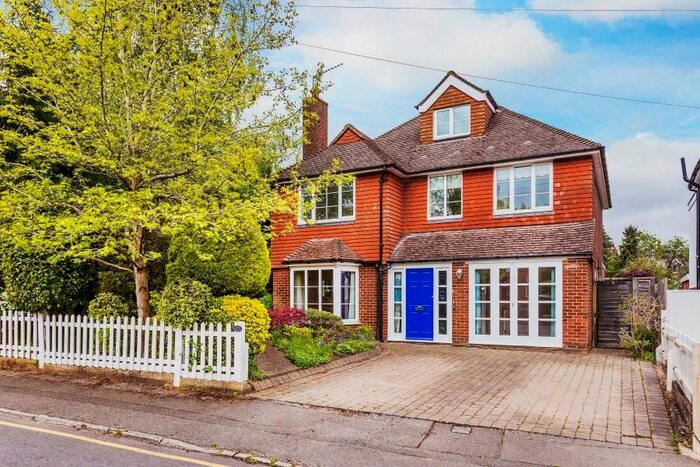 5 Bedroom Detached House To Rent In Ennismore Avenue, Guildford, GU1