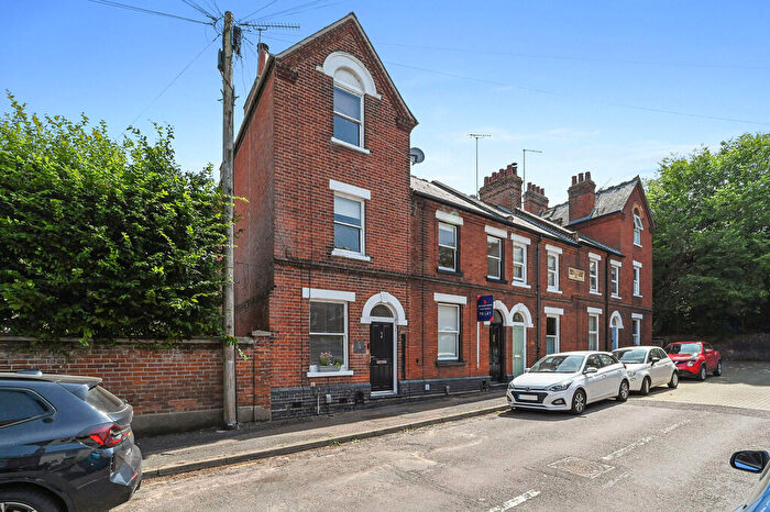 3 Bedroom End Of Terrace House For Sale In Newmarket, CB8