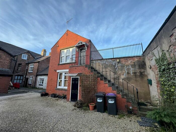 2 Bedroom Flat To Rent In Church Street, Oswestry, SY11