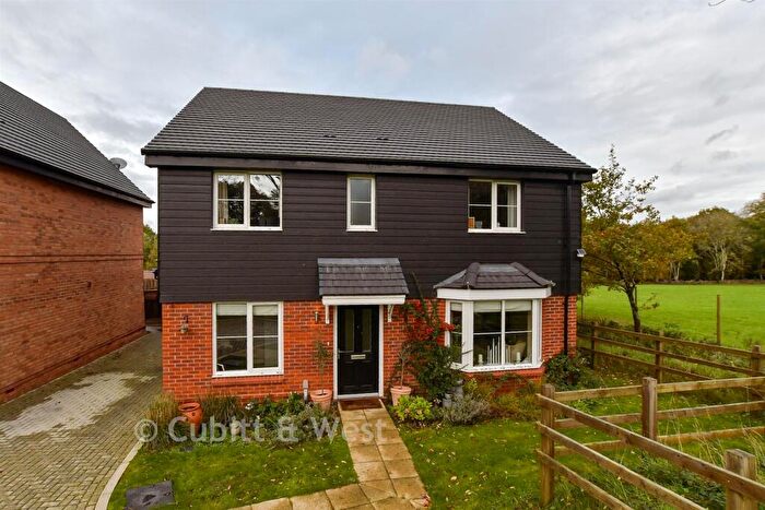 4 Bedroom Detached House For Sale In Mead Lane, Crawley Down, West Sussex, RH10