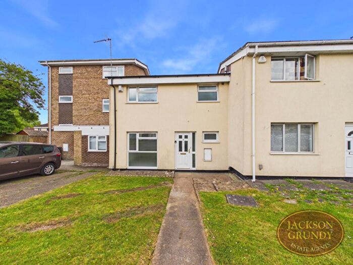3 Bedroom Terraced House For Sale In Sladeswell Court, Little Billing, NN3