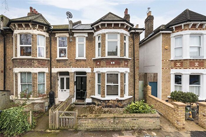 2 Bedroom Flat For Sale In Comerford Road, Brockley, SE4