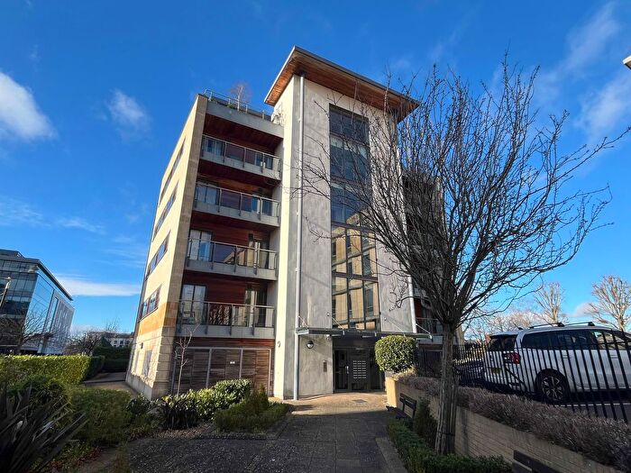 2 Bedroom Flat To Rent In Jessop Avenue, Cheltenham, GL50