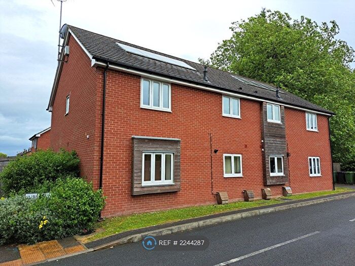 2 Bedroom Flat To Rent In Jubilee Way, Market Drayton, TF9