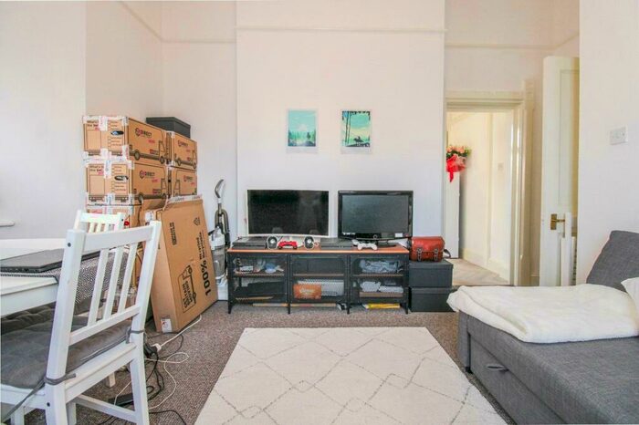 1 Bedroom Flat To Rent In Canning Road, Croydon, CR0