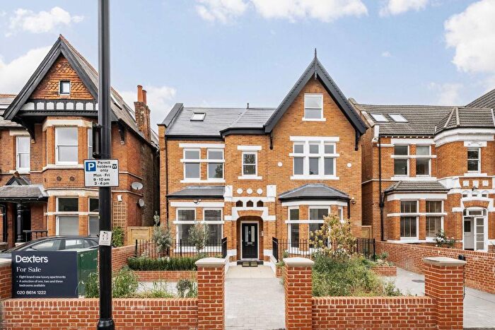 1 Bedroom Flat For Sale In Gordon Road, Ealing, W5