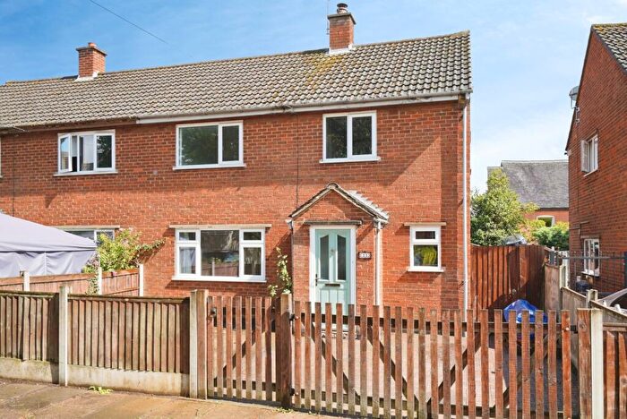 3 Bedroom Semi-Detached House For Sale In Everard Crescent, Markfield, Leicestershire, LE67