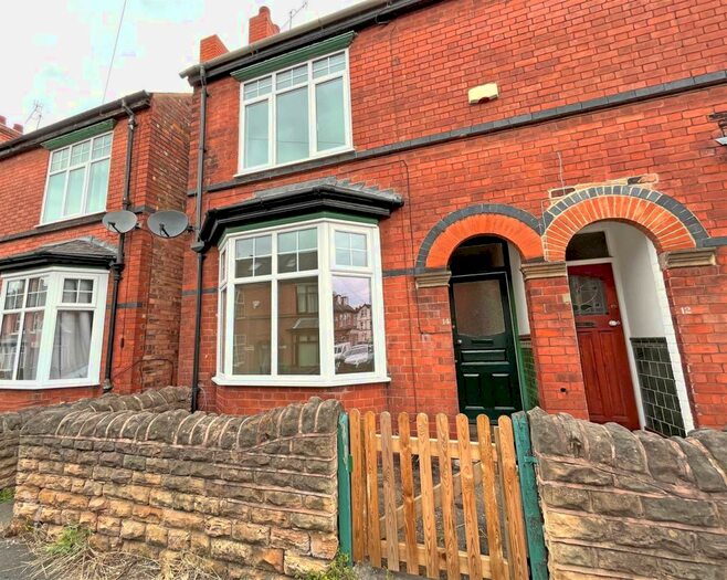 2 Bedroom Semi-Detached House To Rent In Owthorpe Grove, Sherwood, Nottingham, NG5