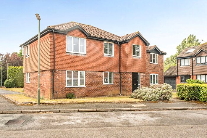 1 Bedroom Flat For Sale In Melton Fields, Epsom, KT19