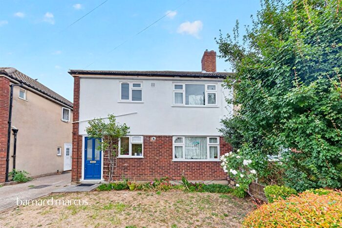 2 Bedroom Flat For Sale In St. James Avenue, Sutton, SM1