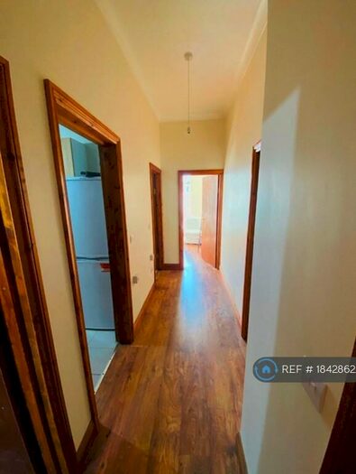 2 Bedroom Flat To Rent In Providence Place, Brighton And Hove, BN1