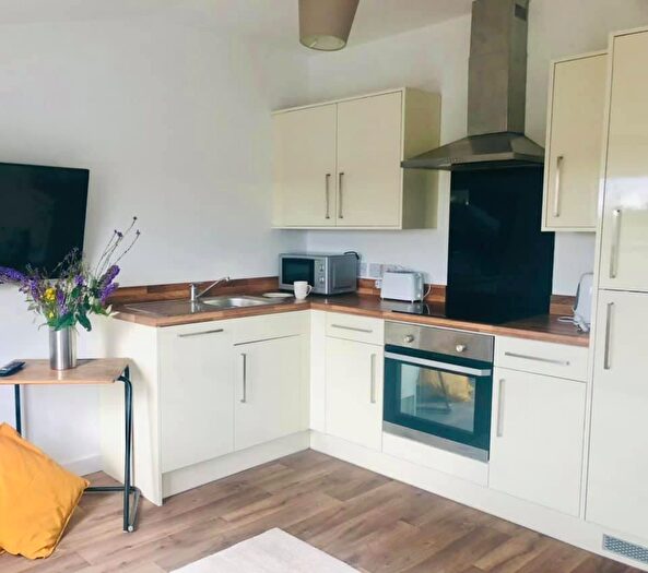 2 Bedroom Apartment To Rent In Endsleigh Park, Beverley Road, Hull, East Riding Of Yorkshire, HU6