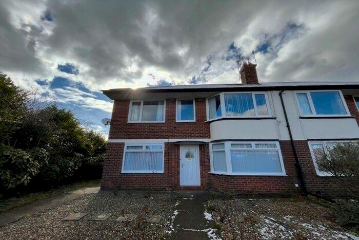 2 Bedroom Flat To Rent In Great North Road, Newcastle Upon Tyne, NE3