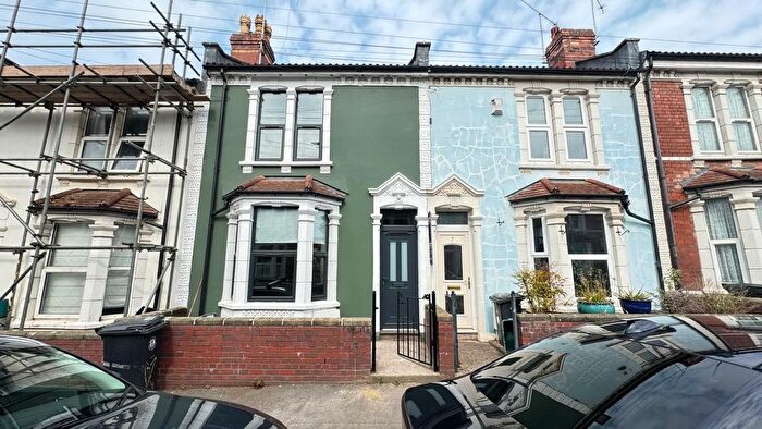 4 Bedroom Property To Rent In Cleave Street, Bristol, BS2