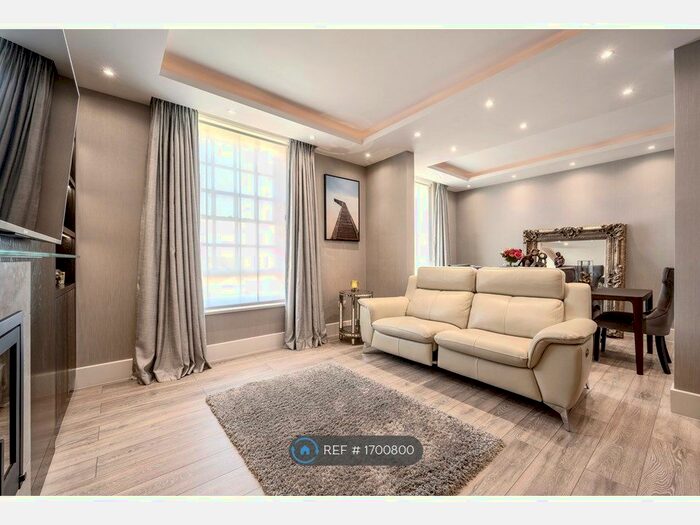 3 Bedroom Flat To Rent In Dudley Court, London, NW11