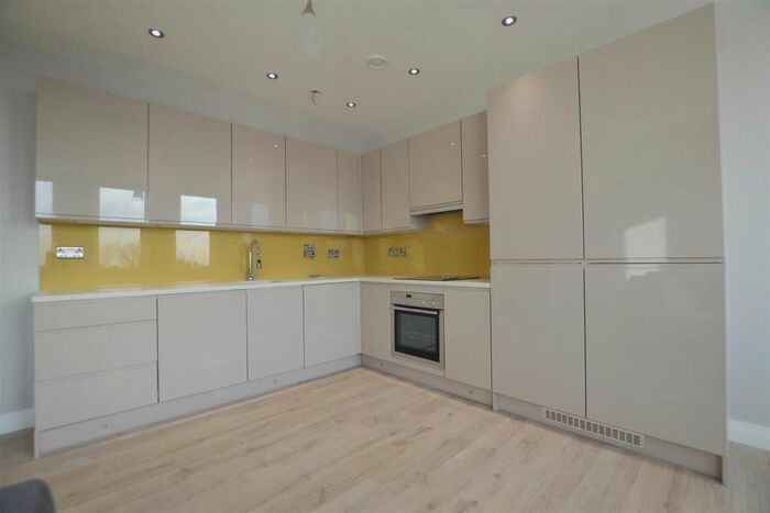 2 Bedroom Flat To Rent In Station House, West Drayton, UB7