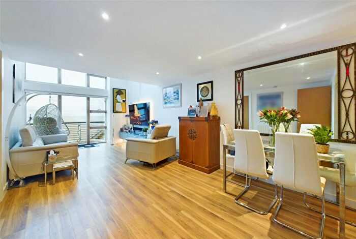 3 Bedroom Apartment For Sale In The Litzo, - Boscombe Spa Road, Bournemouth, BH5