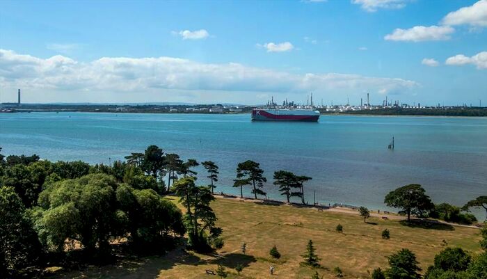 2 Bedroom Flat To Rent In Victoria Road, Southampton, SO31