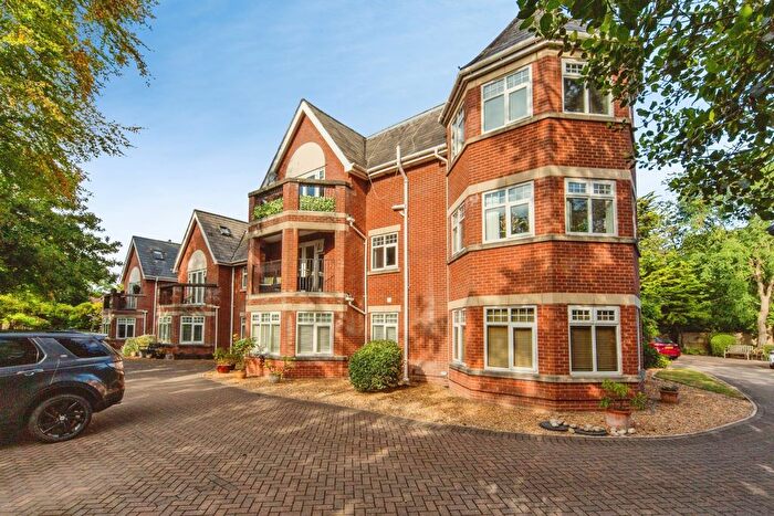 3 Bedroom Flat For Sale In Wicks Lane, Formby, Liverpool, Merseyside, L37