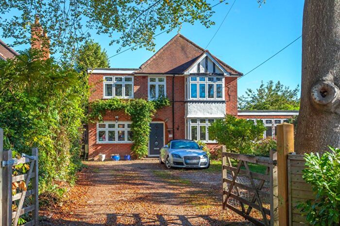 4 Bedroom Detached House For Sale In Copse End, Woodlands Road, Sonning Common, South Oxfordshire, RG4