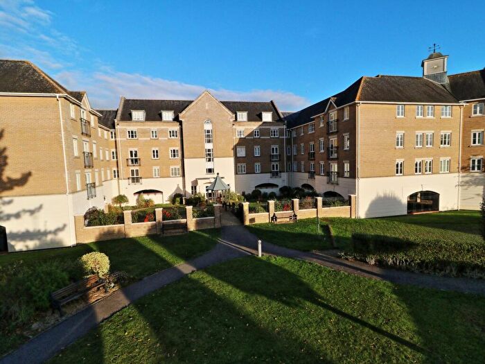 2 Bedroom Retirement Property For Sale In Crosshall Road, Eaton Ford, St Neots, PE19