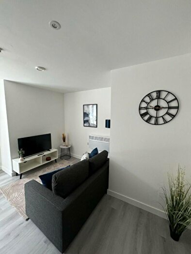 2 Bedroom Apartment To Rent In George Street, Hull, East Riding Of Yorkshire, HU1