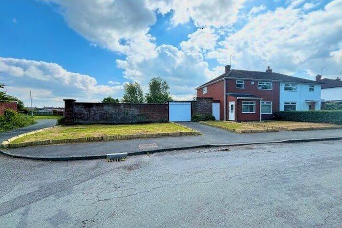 3 Bedroom Semi-Detached House To Rent In Sutton Way, Ellesmere Port, CH65