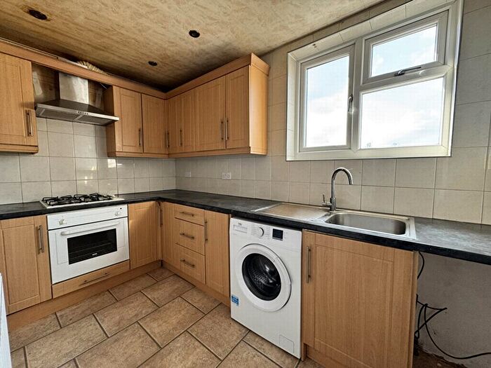 2 Bedroom Flat To Rent In London Street, Leicester, LE5