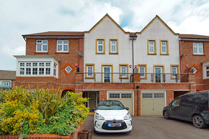 4 Bedroom Town House To Rent In Hatton Road, Stoke Gifford, BS16