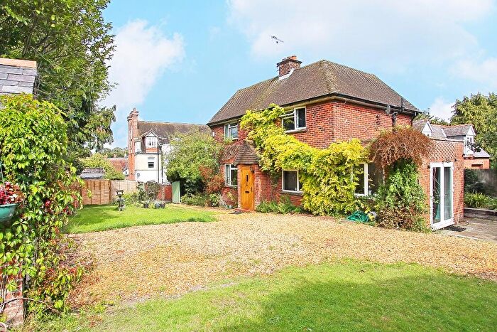 3 Bedroom Detached House For Sale In Tidworth Road, SP11