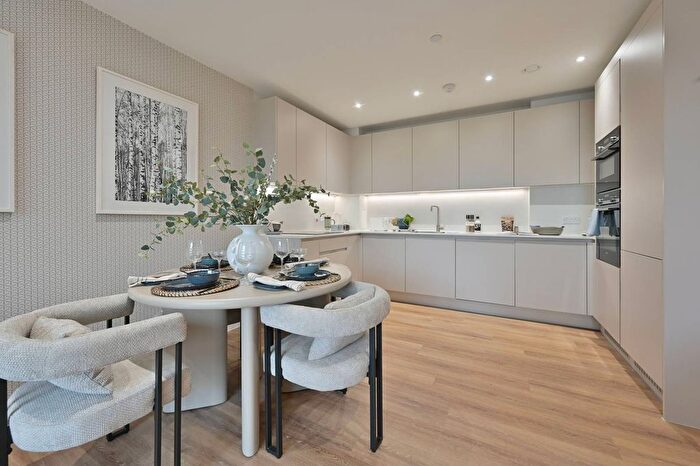 1 Bedroom Flat For Sale In Northwick Parkside, Harrow, HA1