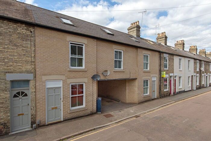 1 Bedroom Flat To Rent In Great Eastern Street, Cambridge, Cambridgeshire, CB1