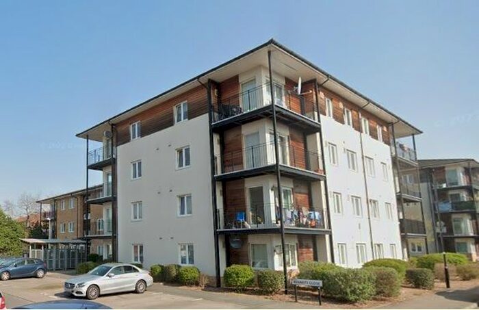 2 Bedroom Flat To Rent In Bennett Close, Hounslow, TW4