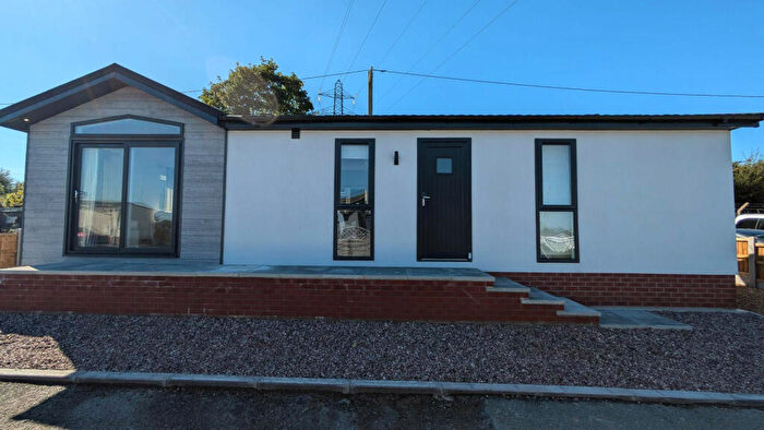 2 Bedroom Park Home For Sale In Deeside, Flintshire, CH5