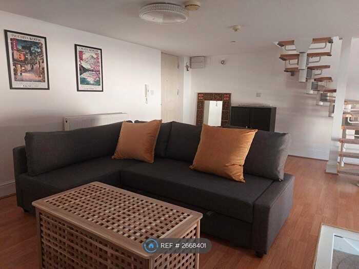 1 Bedroom Flat To Rent In The Old Drill Hall, Bristol, BS2
