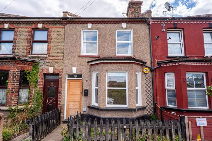 3 Bedroom Terraced House To Rent In Park Terrace, Greenhithe, Kent, DA9