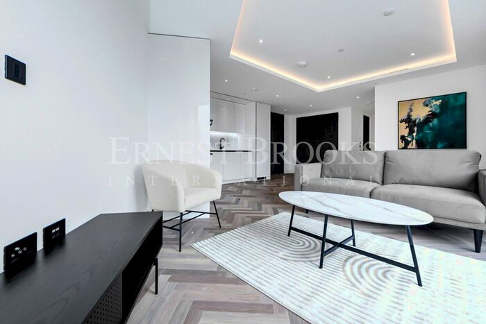 2 Bedroom Flat To Rent In Errington House, Brigade Court, London Bridge, SE1