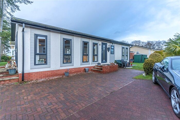 2 Bedroom Mobile/park Home For Sale In Holyhead Road, Albrighton, Wolverhampton, Staffordshire, WV7