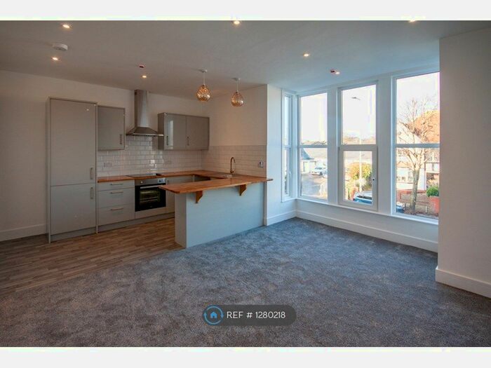 2 Bedroom Flat To Rent In Cowbridge Road West, Cardiff CF5