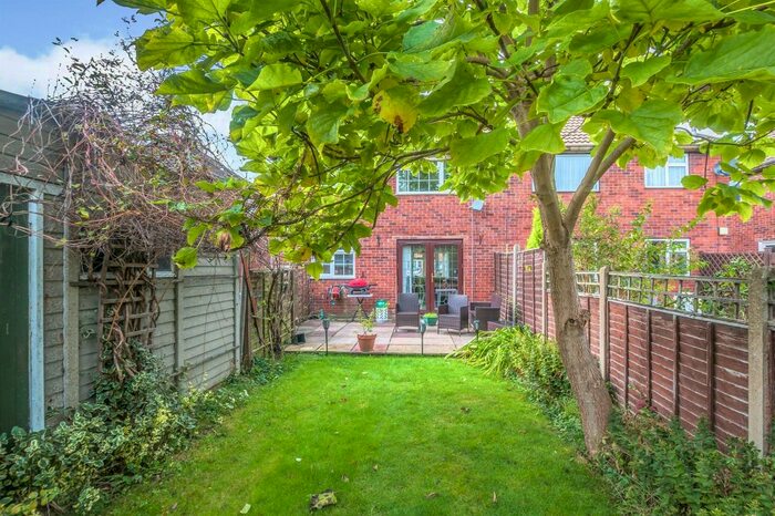 3 Bedroom Property To Rent In Ray Lea Close, Maidenhead SL6